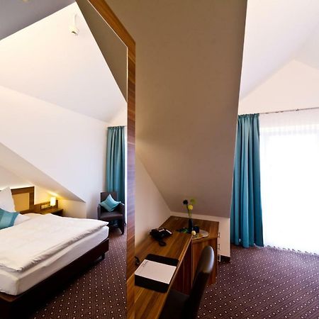 Wohlfuehl-Hotel Neu ไฮเดลเบิร์ก ภายนอก รูปภาพ