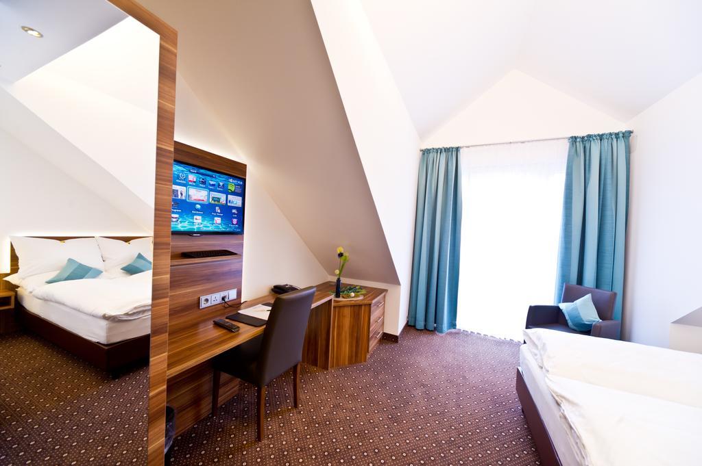Wohlfuehl-Hotel Neu ไฮเดลเบิร์ก ภายนอก รูปภาพ