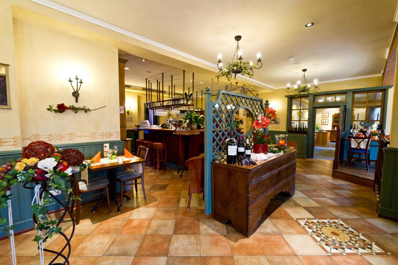 Wohlfuehl-Hotel Neu ไฮเดลเบิร์ก ภายนอก รูปภาพ