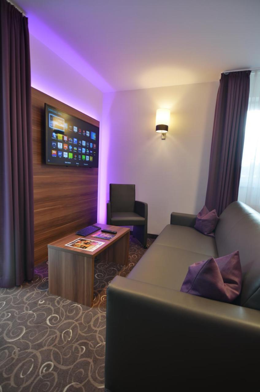 Wohlfuehl-Hotel Neu ไฮเดลเบิร์ก ภายนอก รูปภาพ