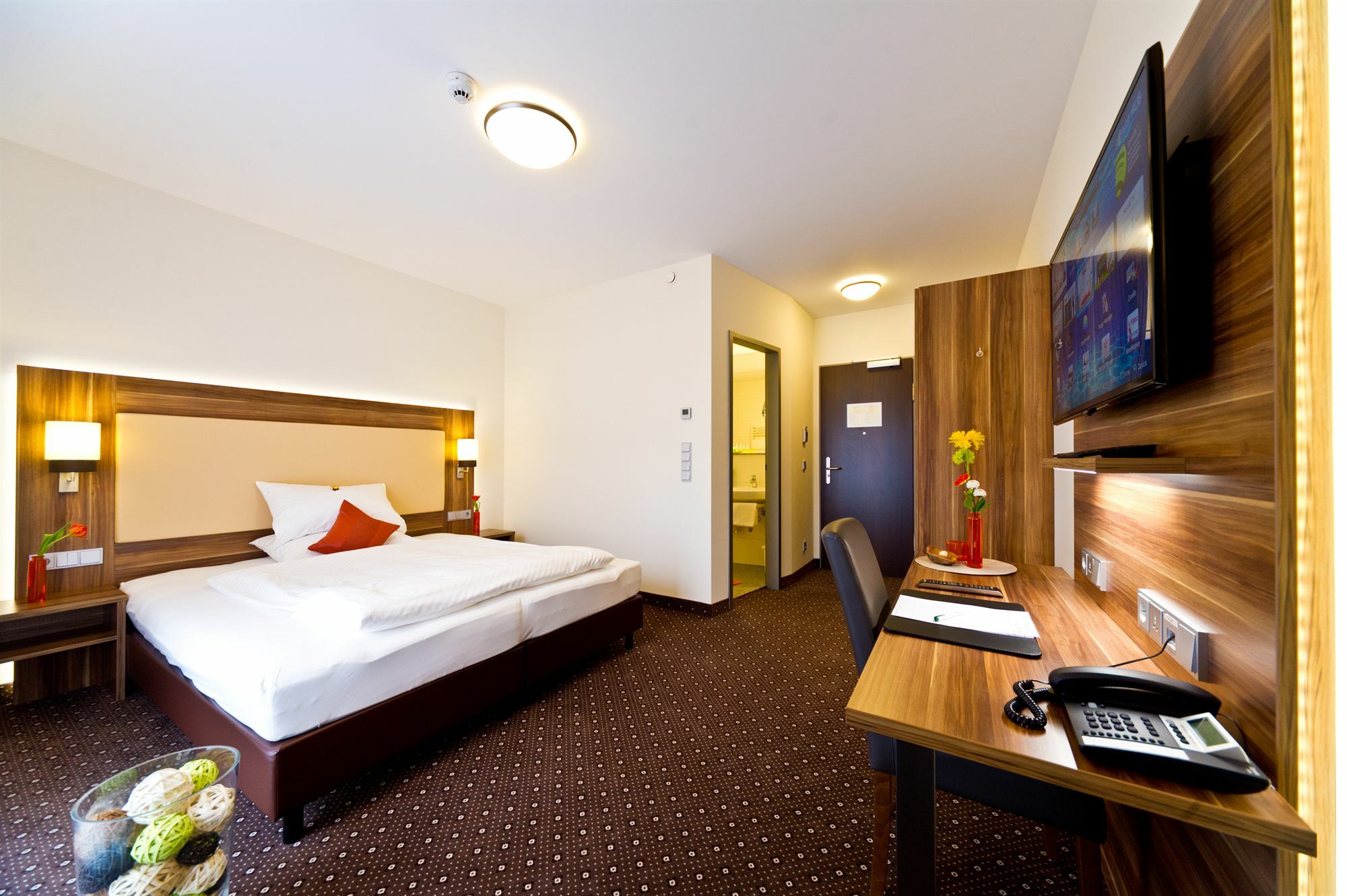 Wohlfuehl-Hotel Neu ไฮเดลเบิร์ก ภายนอก รูปภาพ